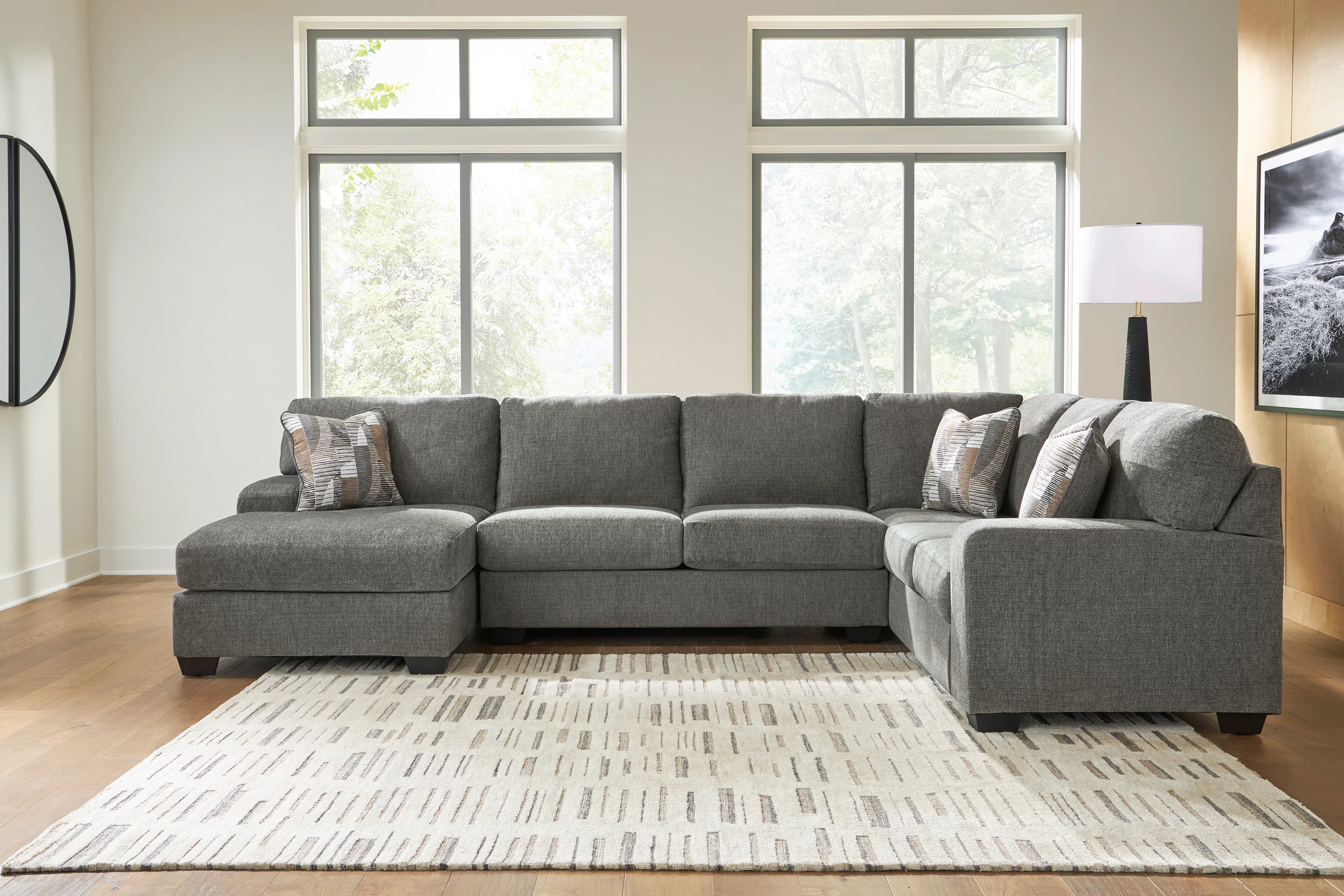 Newellen 3-Piece Left-Facing Sectional with Chaise - Image 5