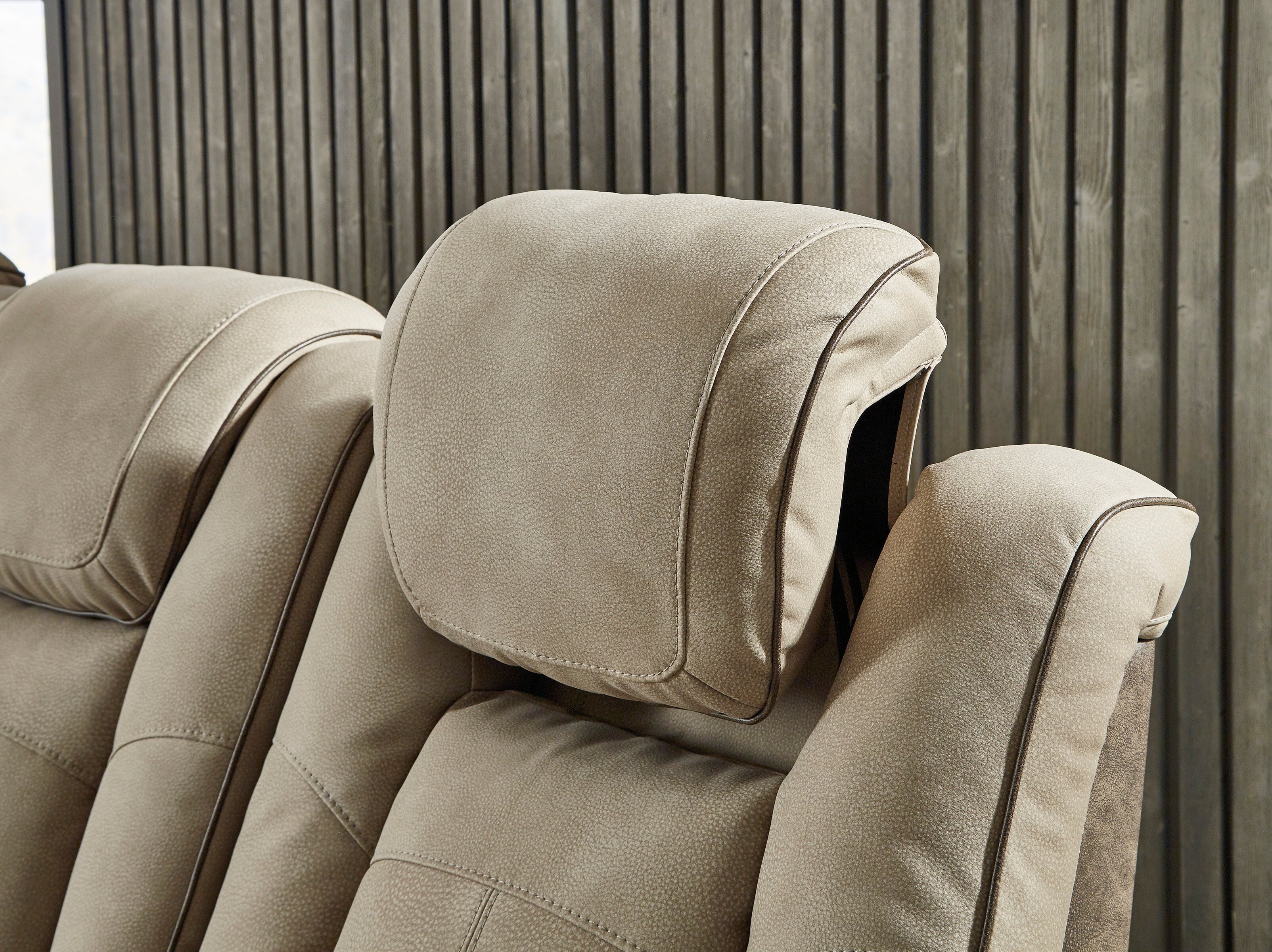 Next-Gen DuraPella Power Reclining Loveseat - Image 6