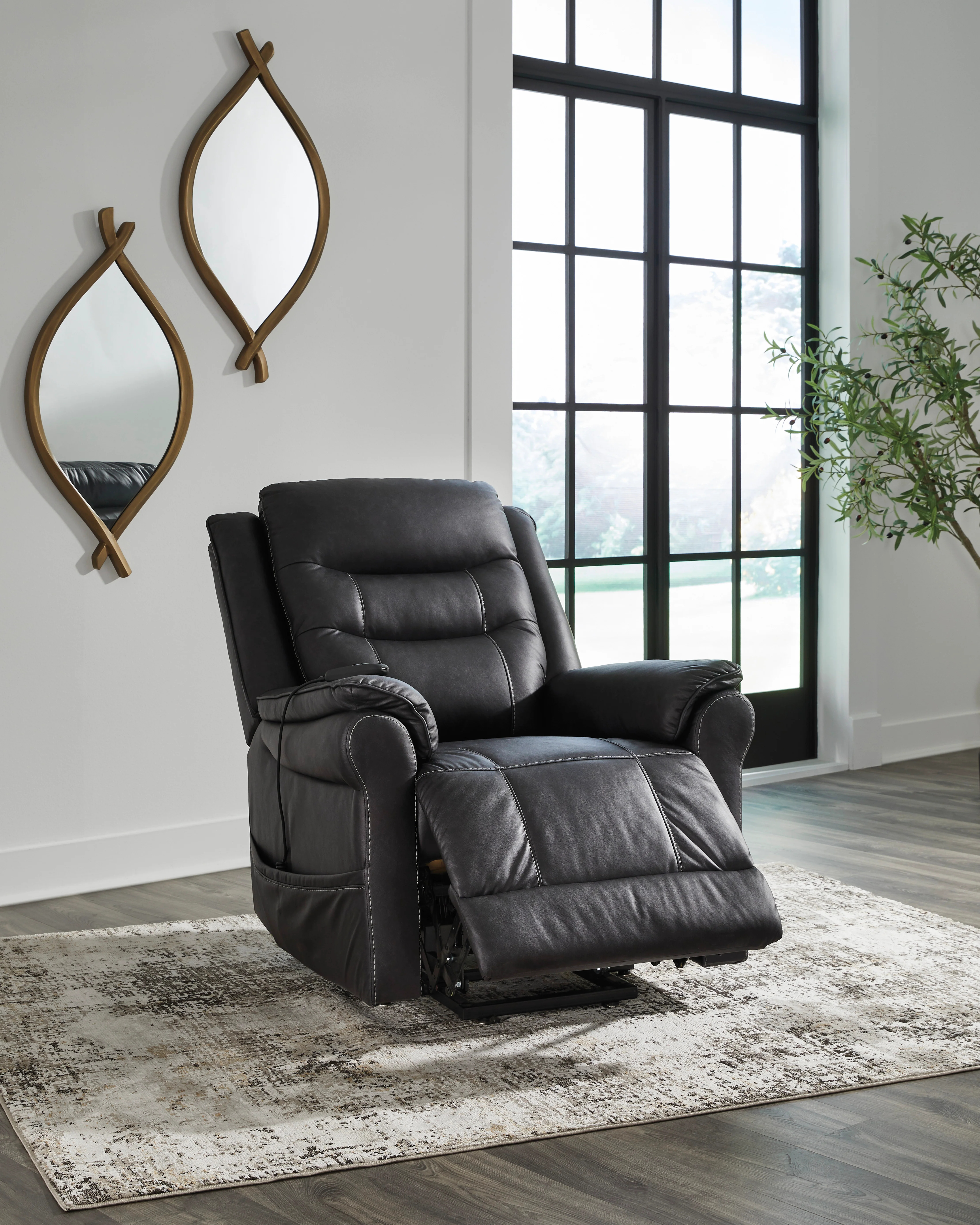 Oatman Power Lift Recliner - Image 17