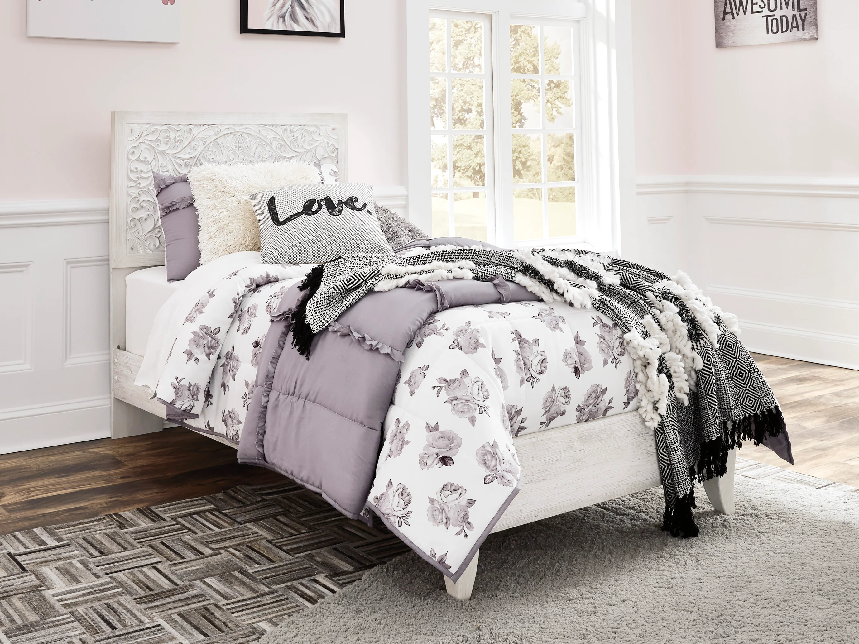 Paxberry Panel Bed - Image 5