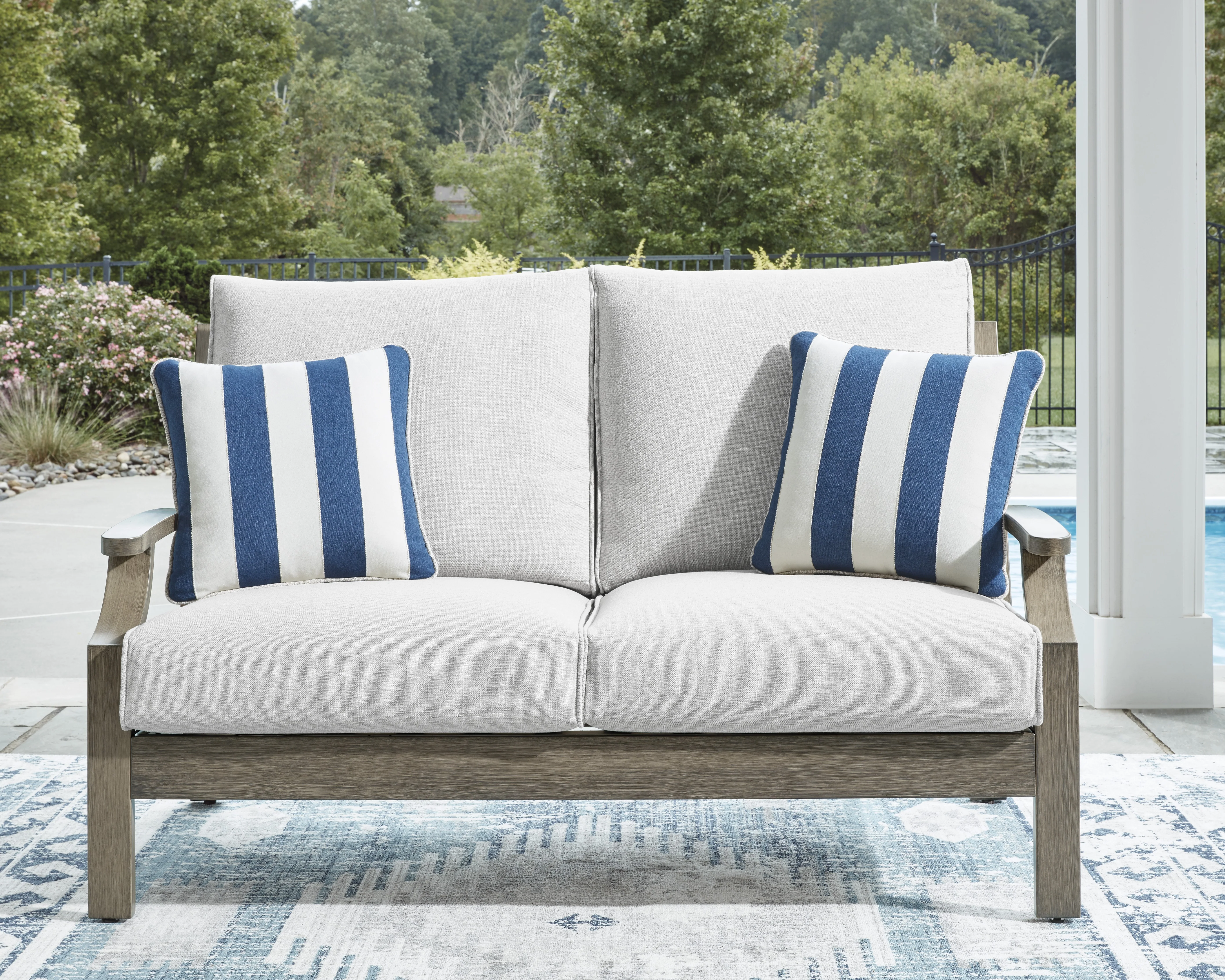 Rainier Ranch Outdoor Loveseat - Image 2