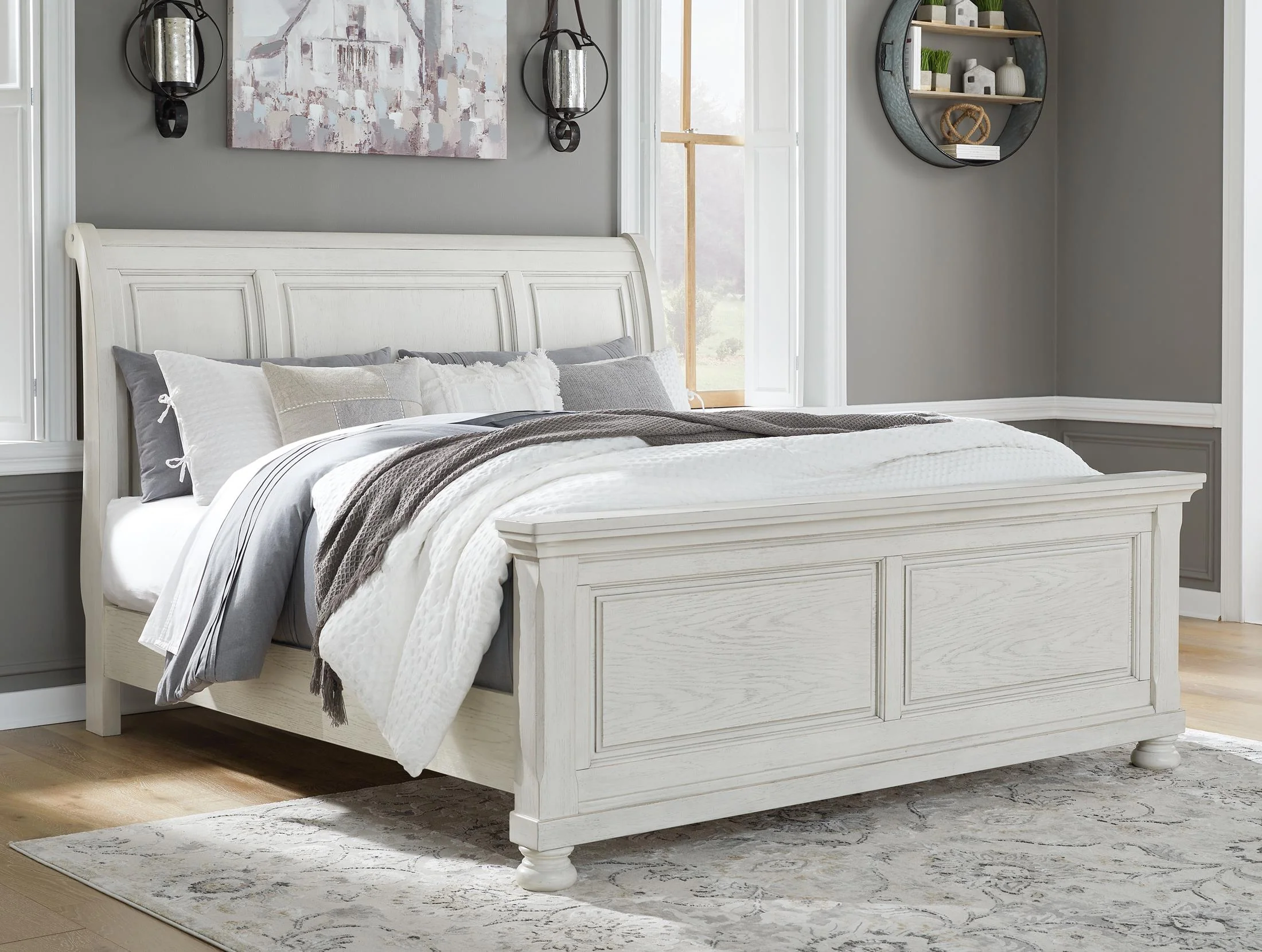 Robbinsdale Queen Sleigh Bed - Image 2
