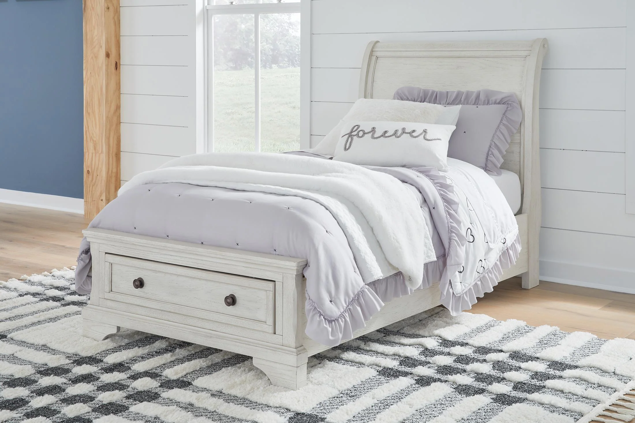 Robbinsdale Sleigh Bed with 2 Storage Drawers - Image 2