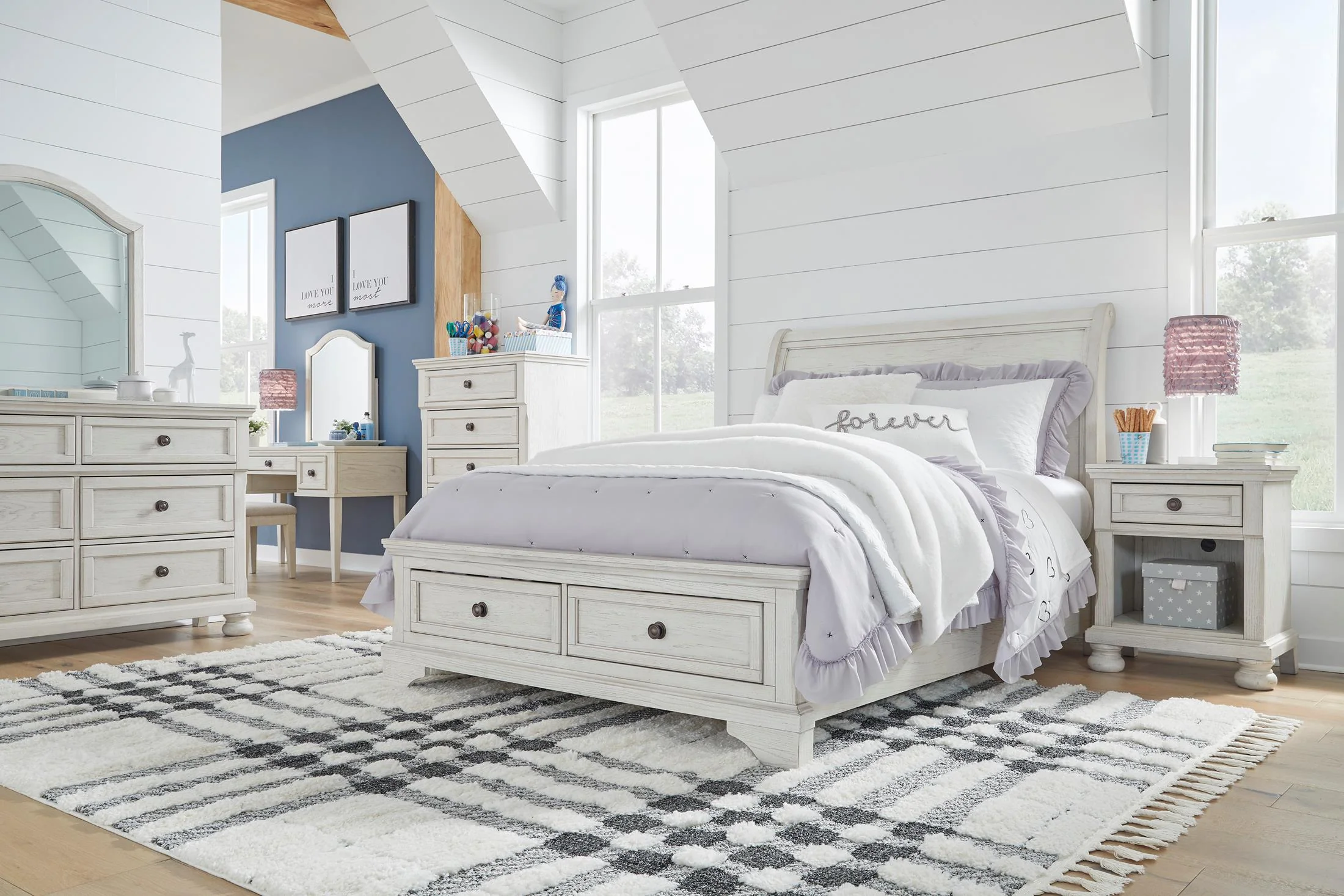 Robbinsdale Sleigh Bed with 2 Storage Drawers - Image 4