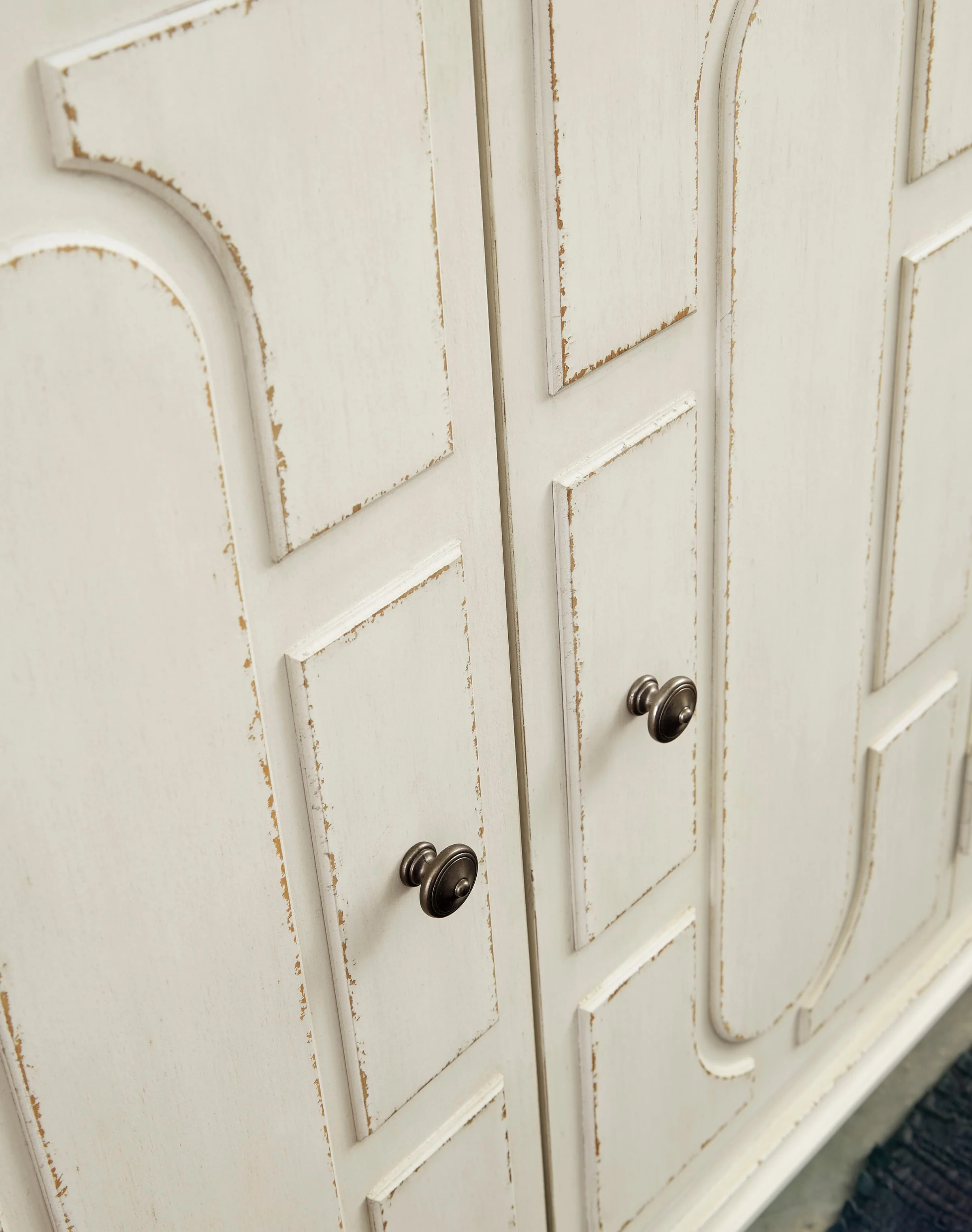 Roranville Accent Cabinet - Image 9