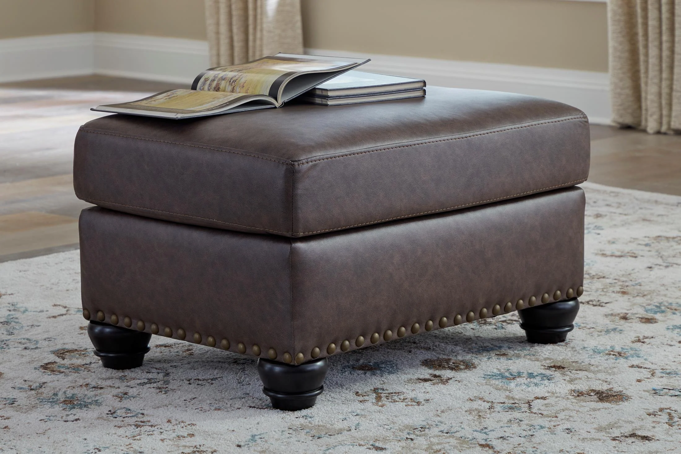 Roxmere Ottoman - Image 2