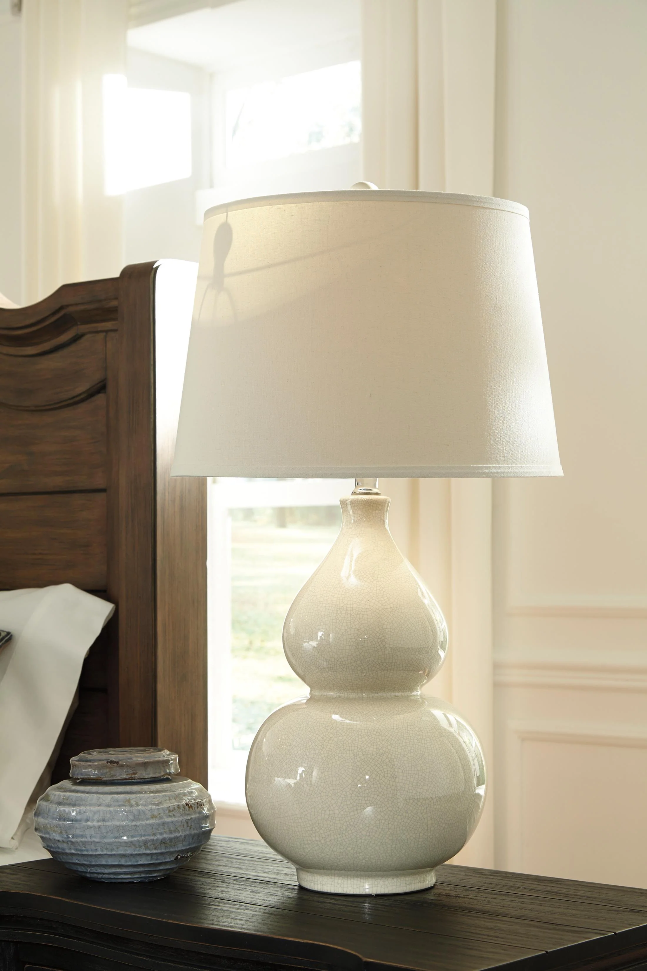 Saffi Table Lamp - Image 2
