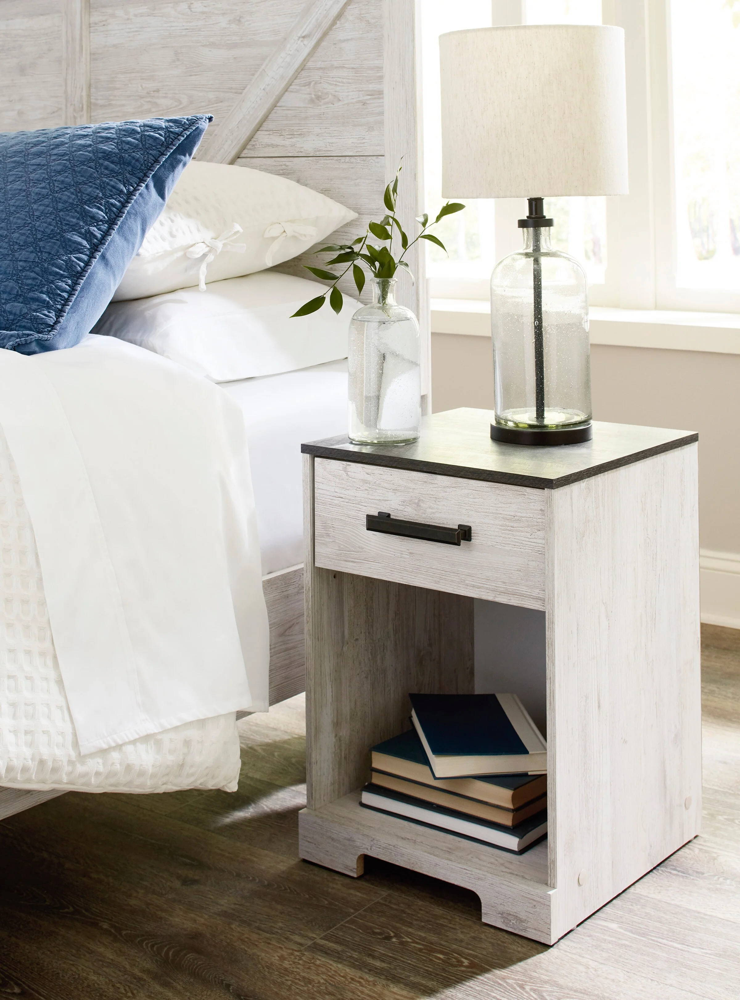 Shawburn Wide Nightstand - Image 2