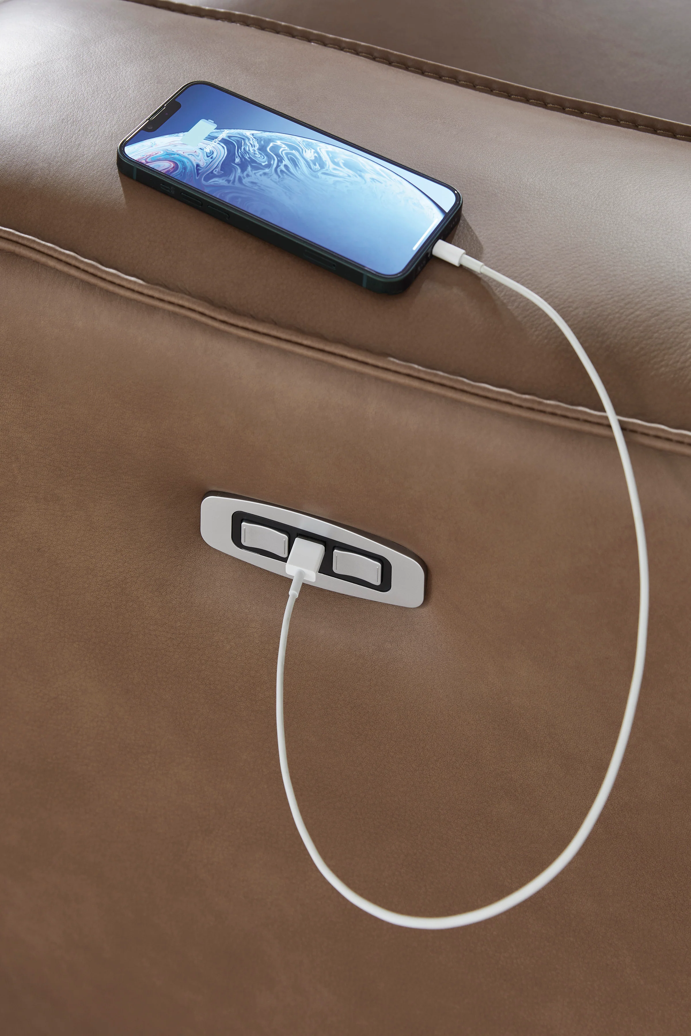Silverbrooke Power Reclining Sofa - Image 6