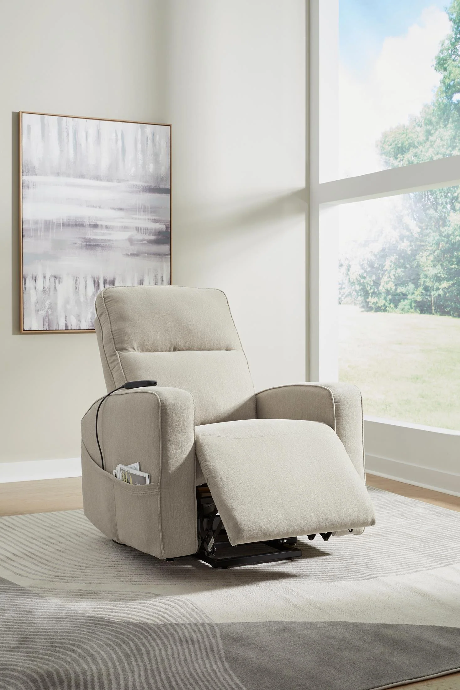 Starganza Power Lift Recliner - Image 5
