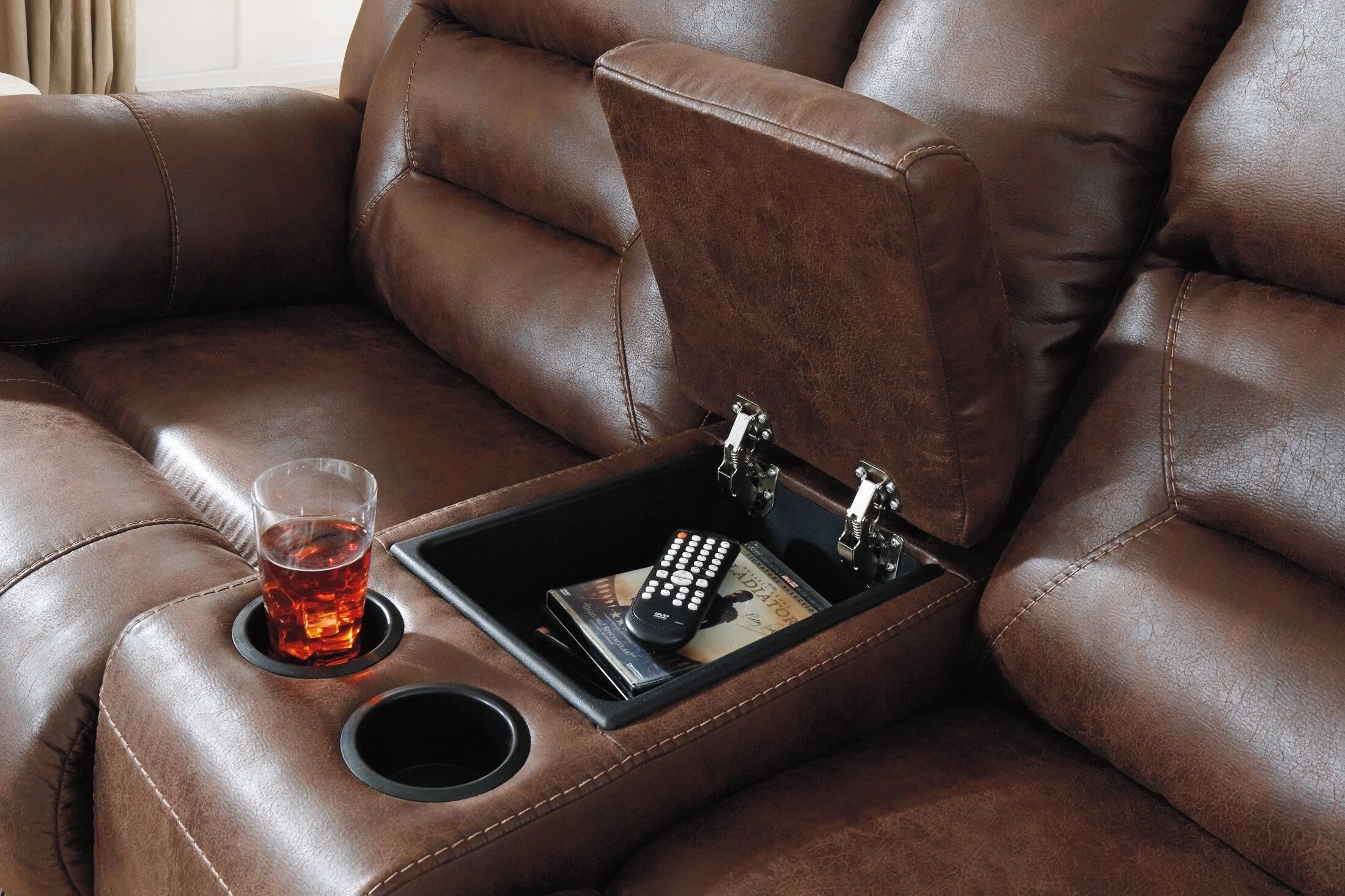 Stoneland Reclining Loveseat with Console - Image 3