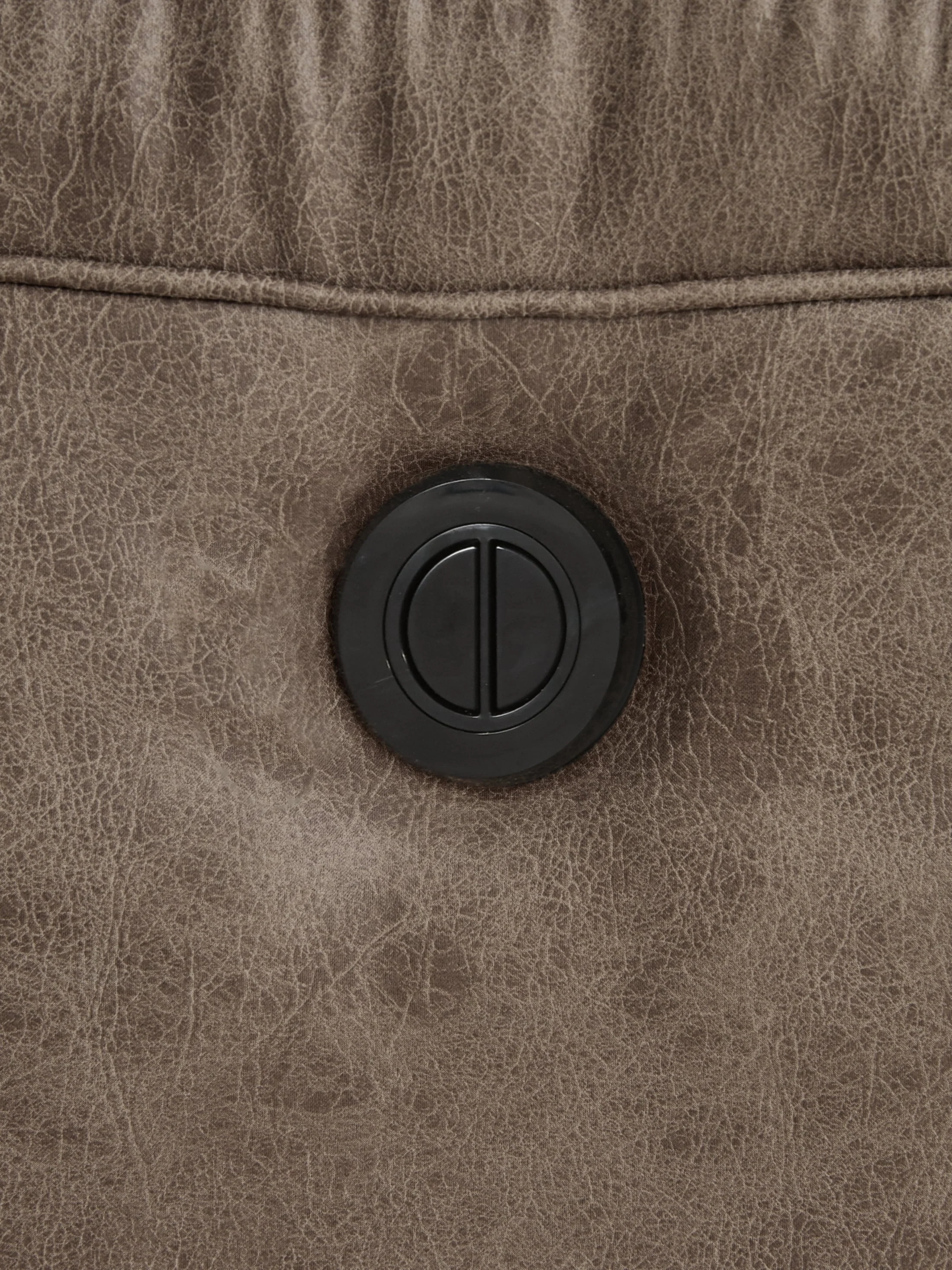 Stoneland Reclining Sofa - Image 7