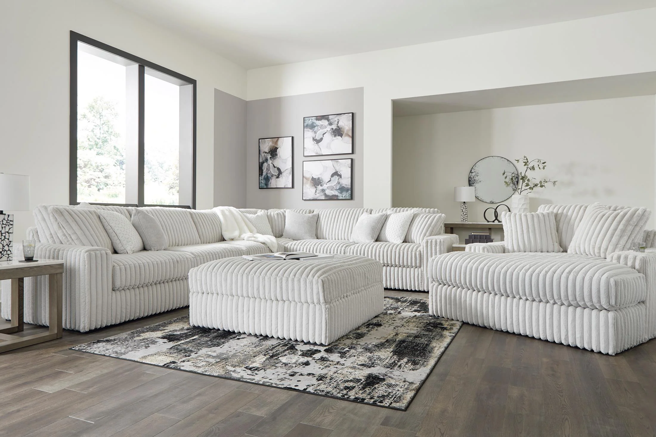 Stupendous 4-Piece Sectional - Image 3