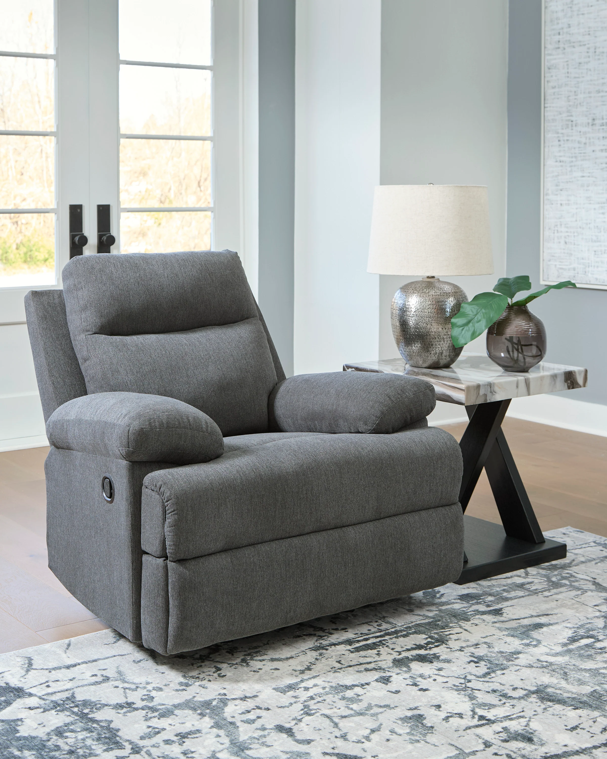 Tarrant Rocker Recliner - Image 10