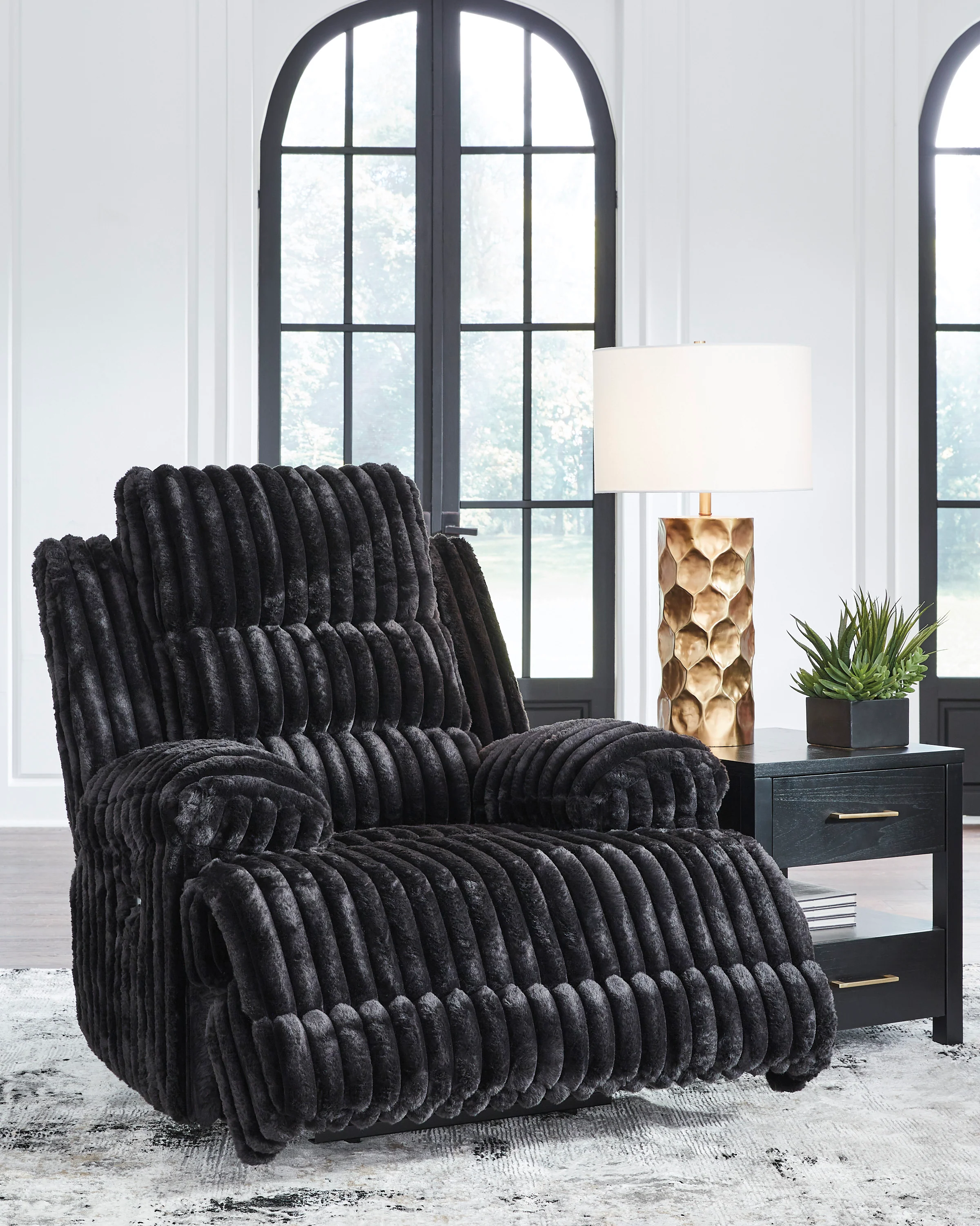 Technique Zero Wall Power Recliner - Image 12