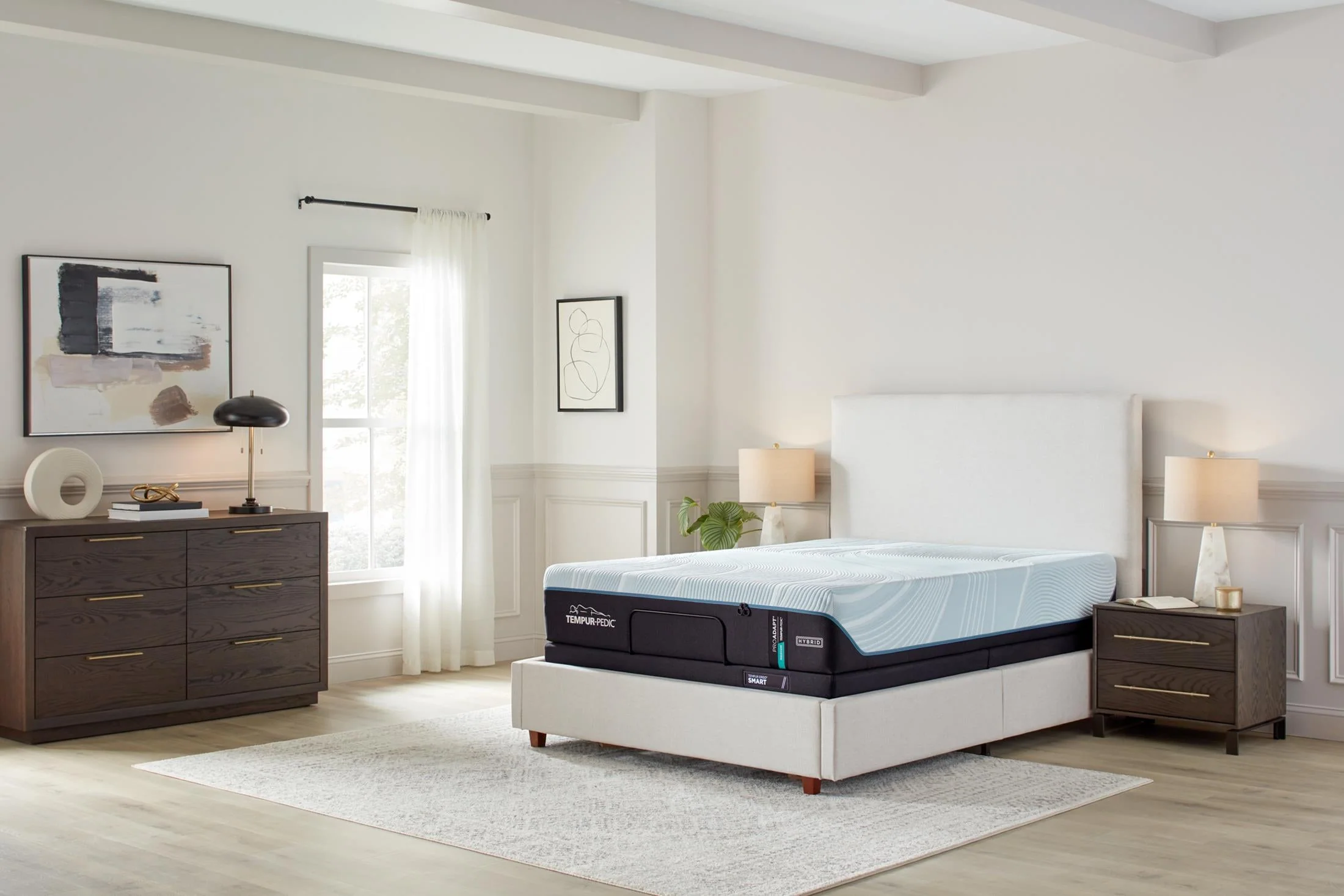 Tempur-Pedic Pro Adapt 2.0 Medium Hybrid Mattress - Image 4