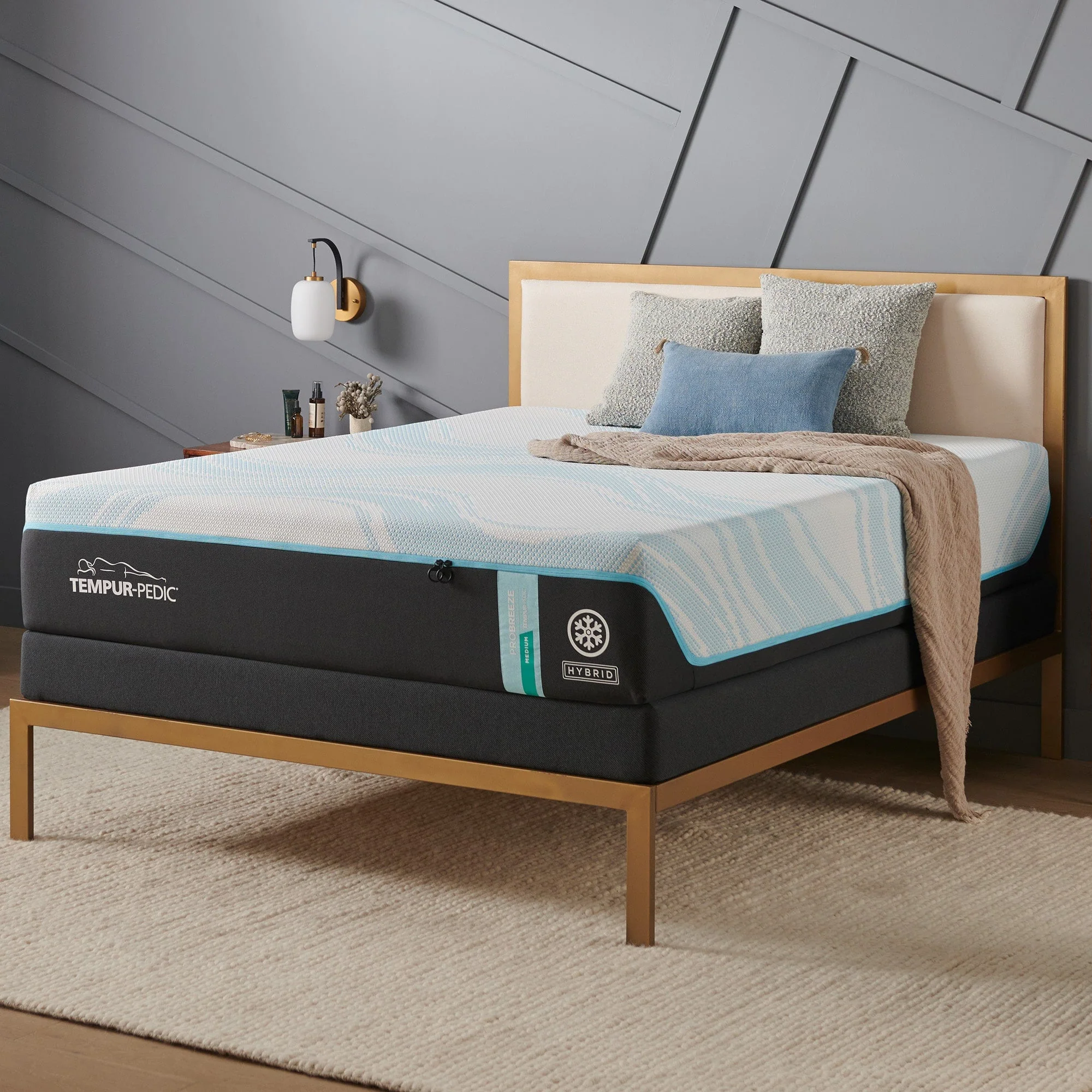 Tempur-Pedic ProBreeze Medium Hybrid Mattress - Image 19