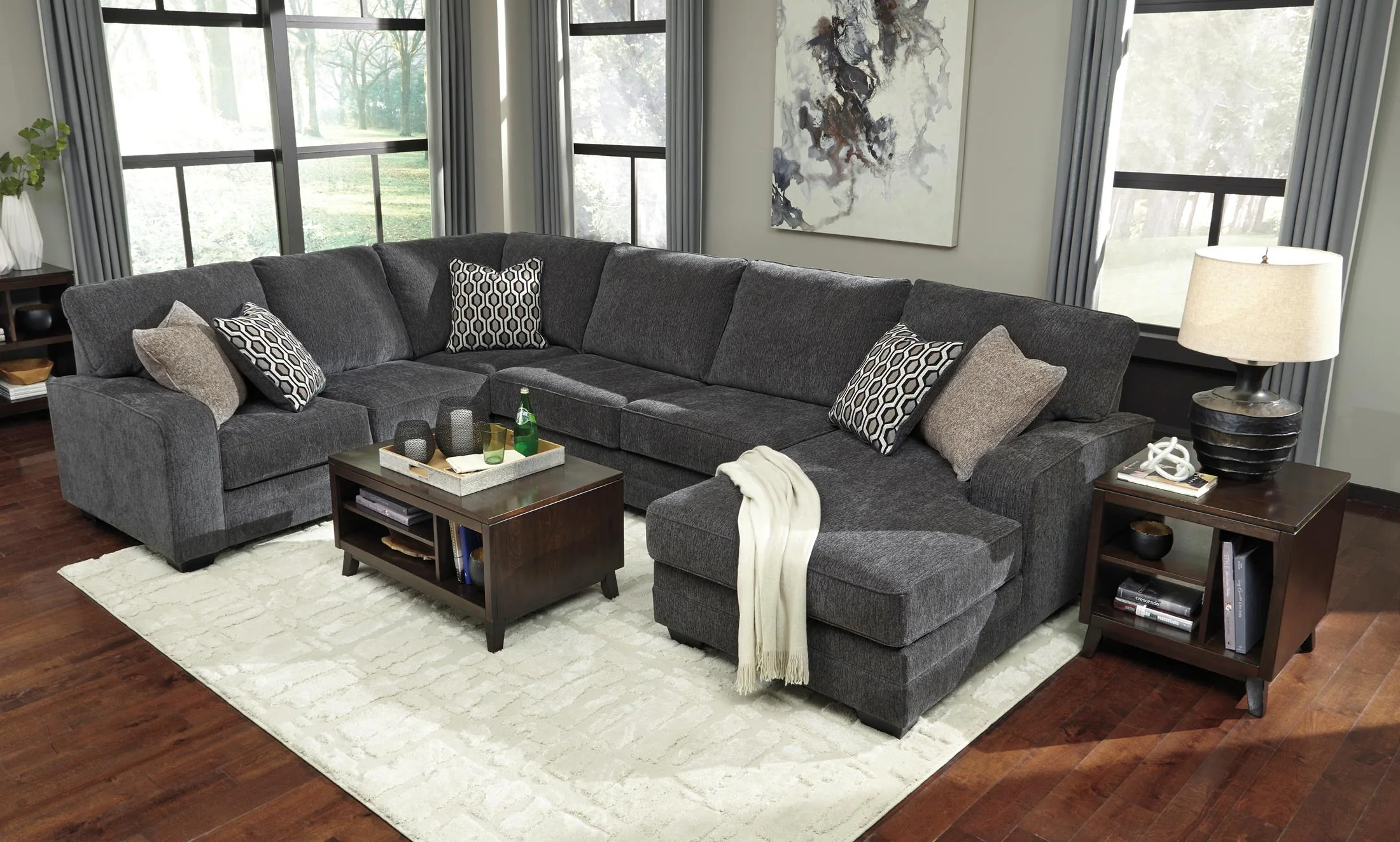 Tracling 3-Piece Sectional with Chaise - Image 2