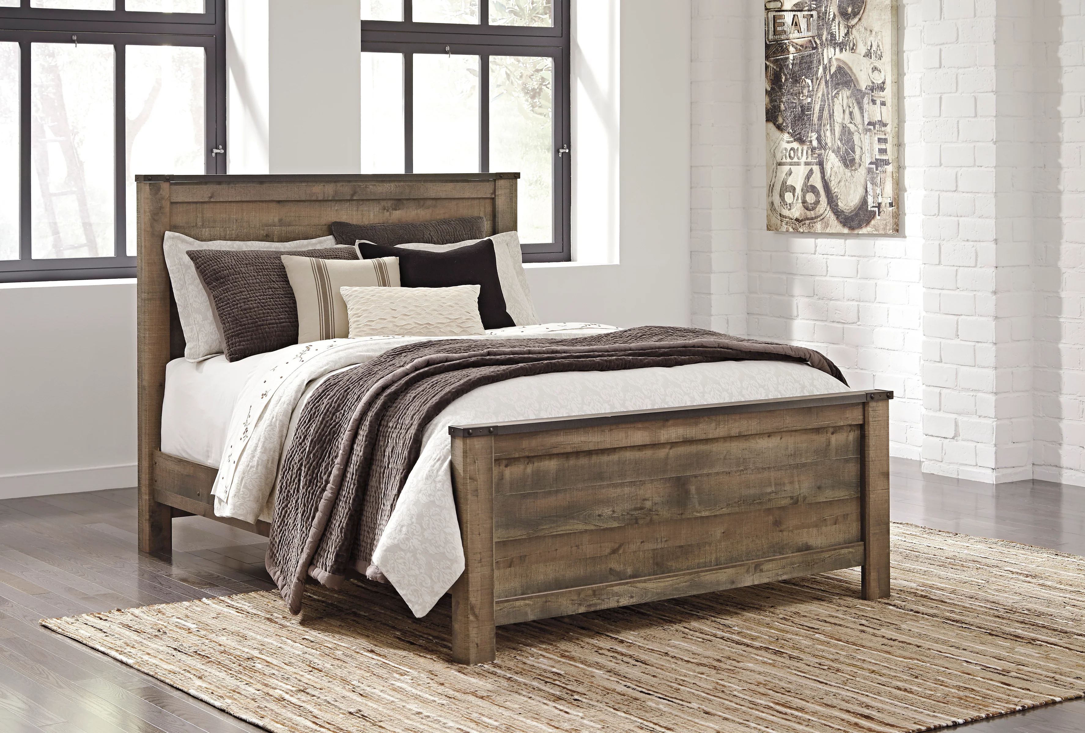 Trinell Panel Bed - Image 2