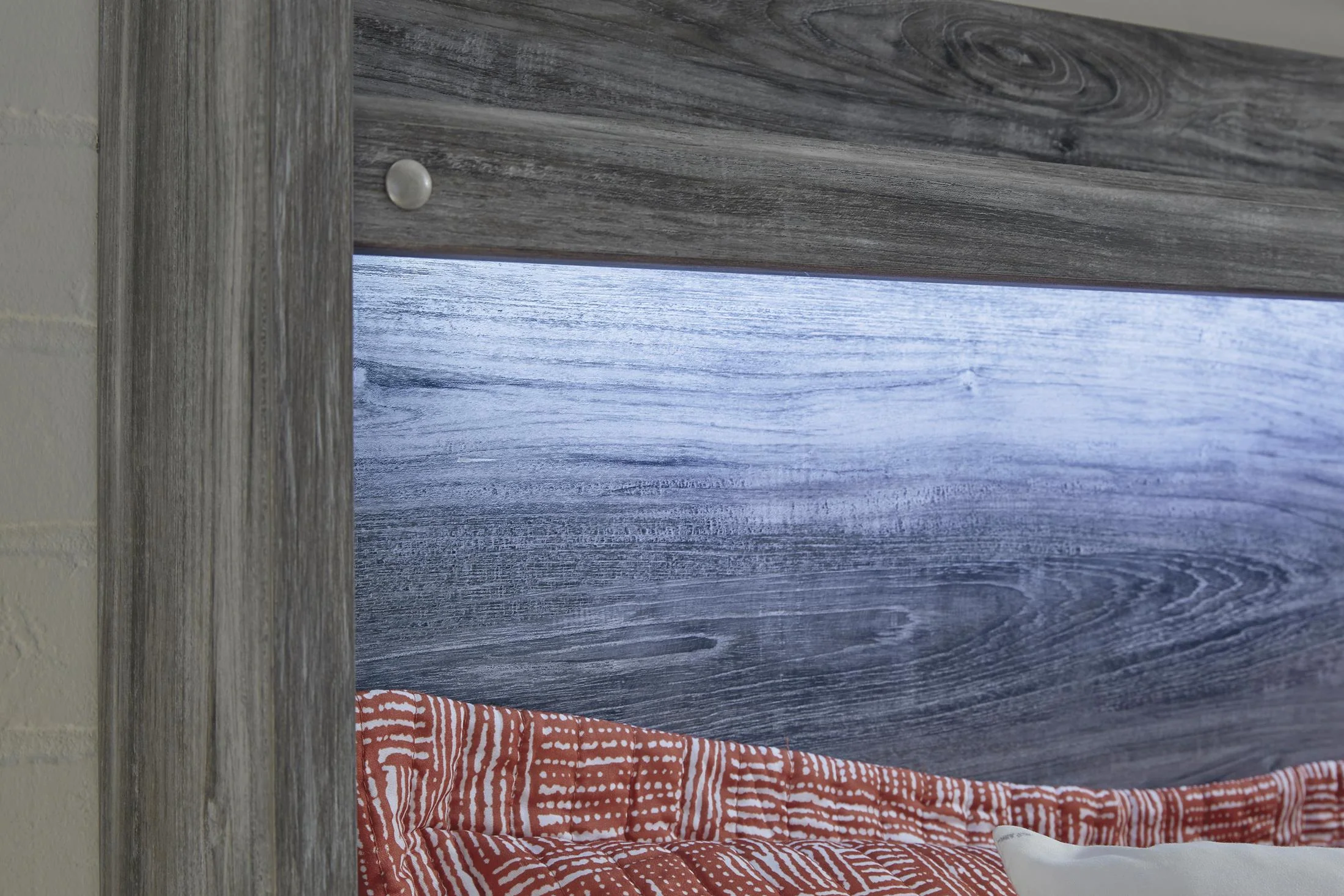 Baystorm Panel Headboard - Image 4