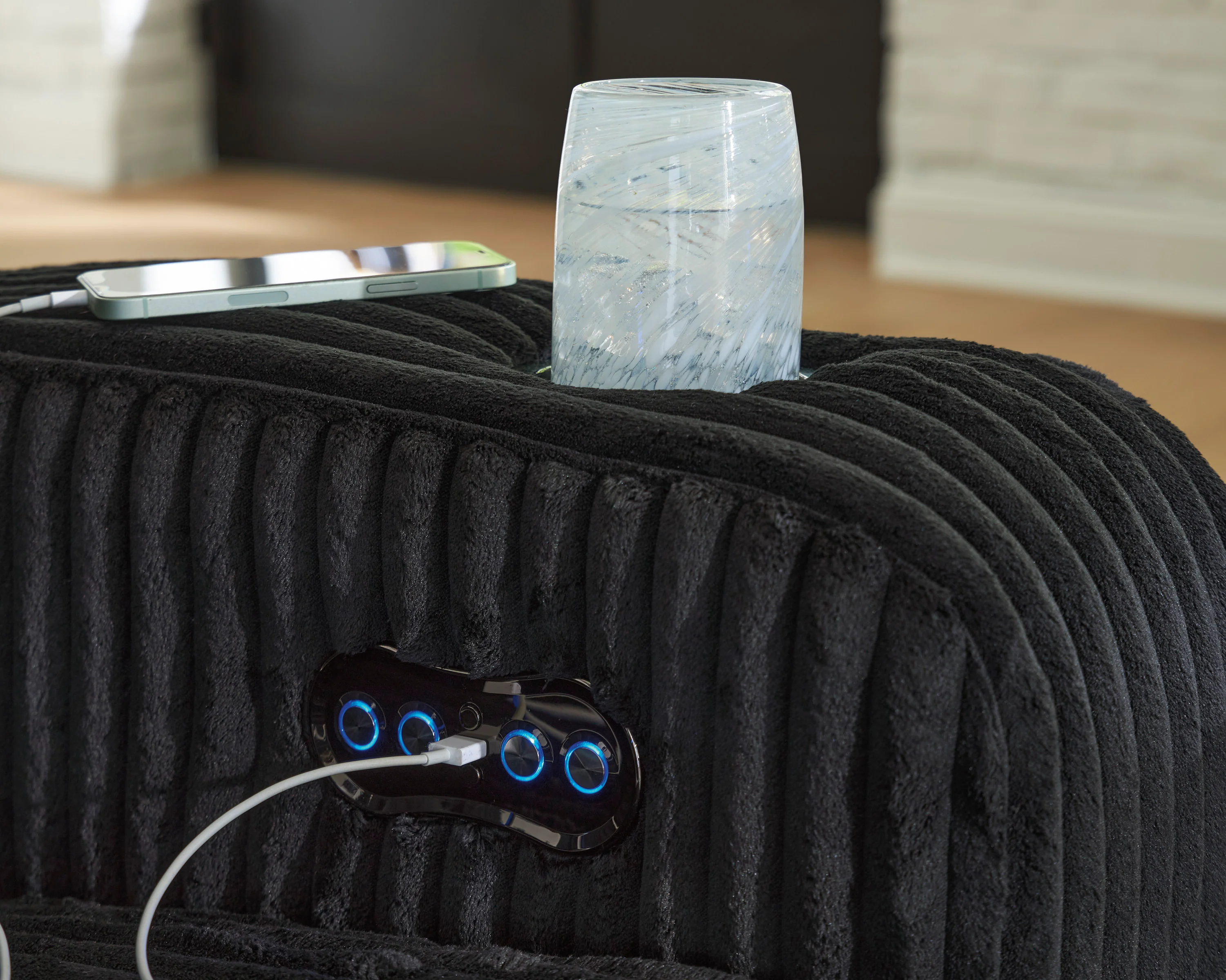 TwinBrooke Power Recliner - Image 10