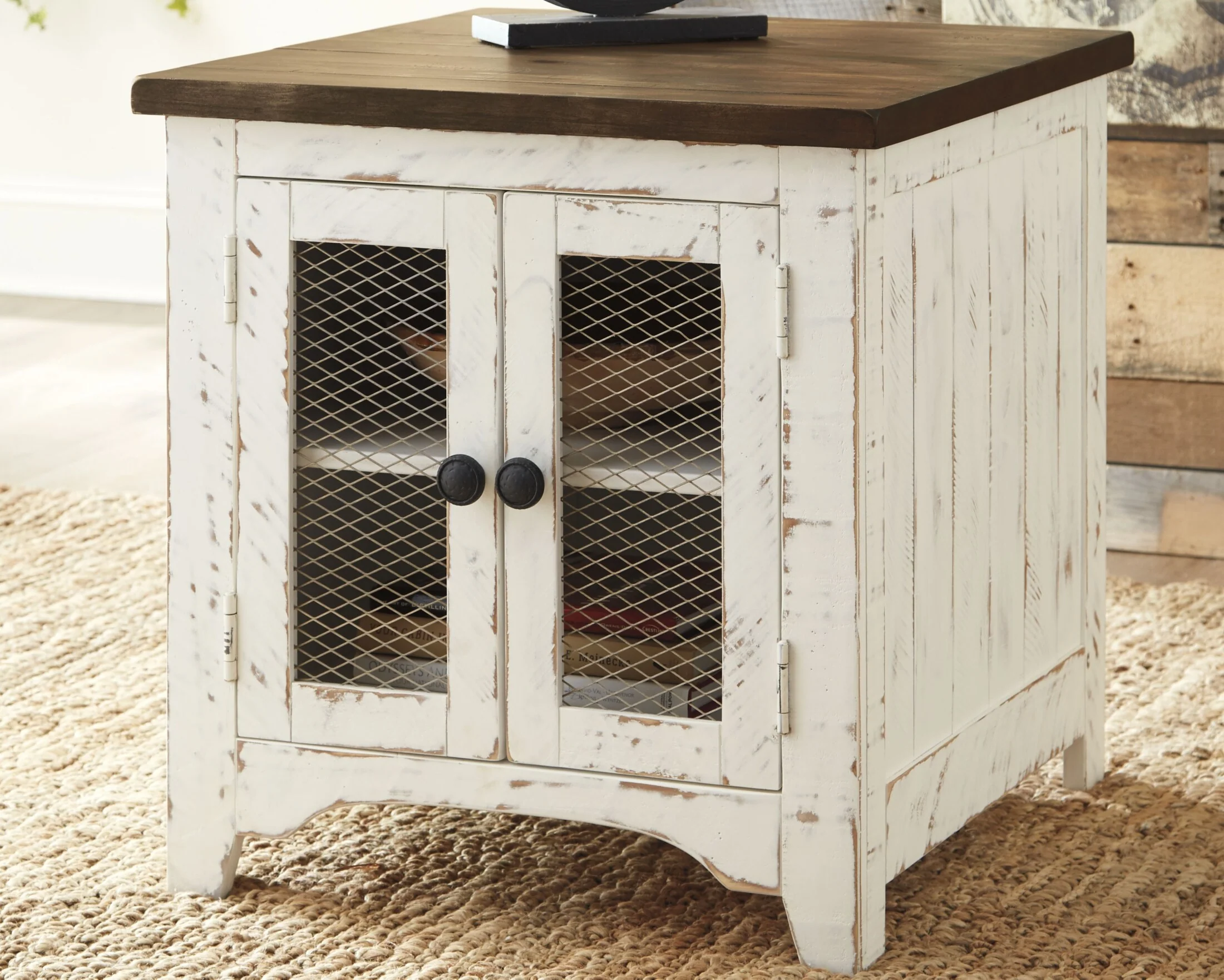 Wystfield End Table - Image 2